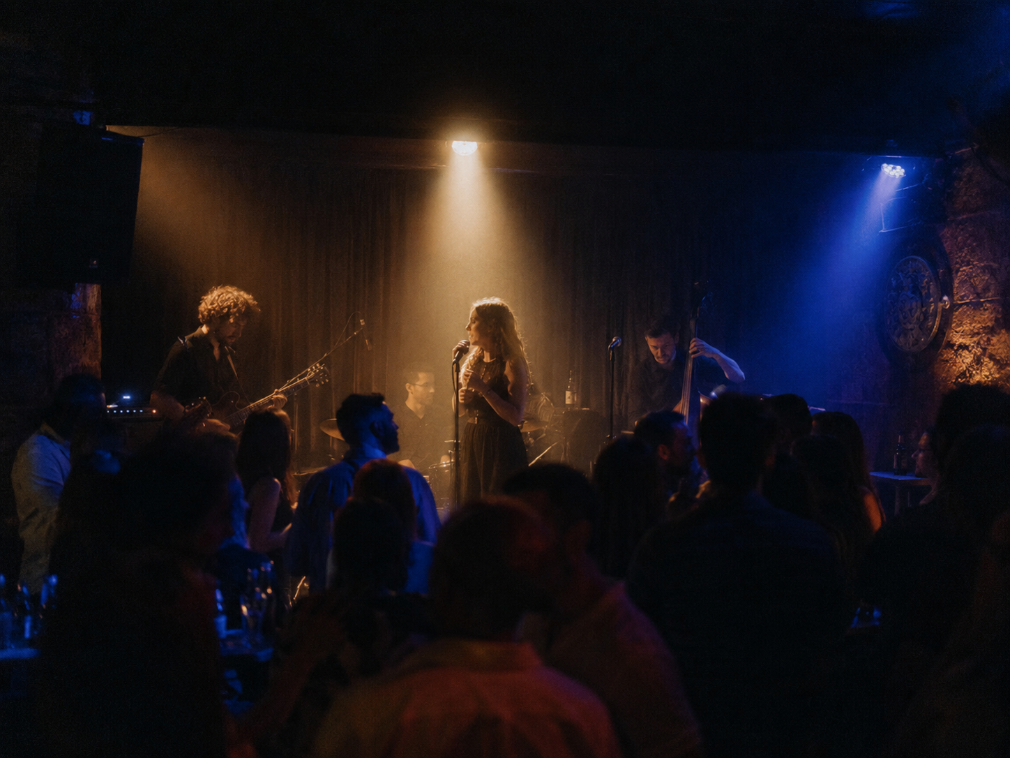 SKYLINE SESSIONS — Live · guest performance